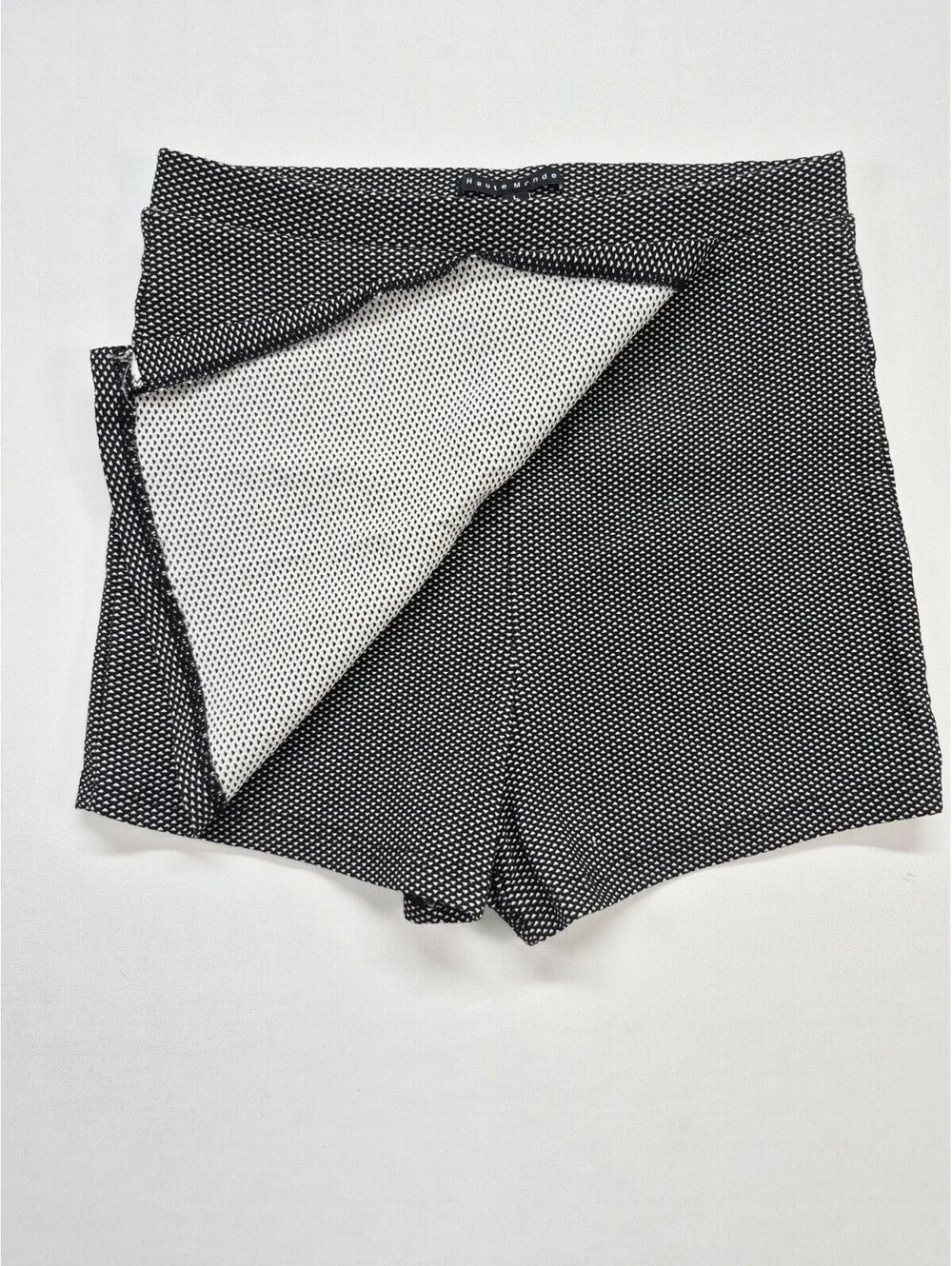 Haute Monde Sz Large asymmetric wrap-front mini skort black and white